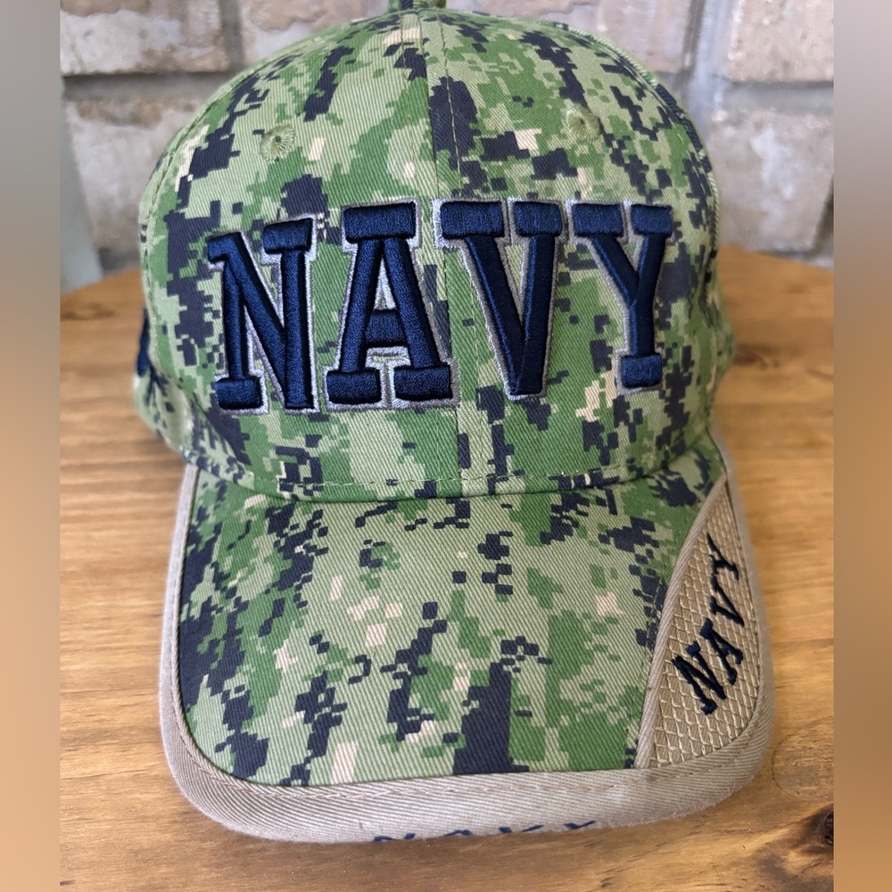 Digital Camouflage Navy Cap Hat‎ Embroidered "Navy" & Eagle (One Size)